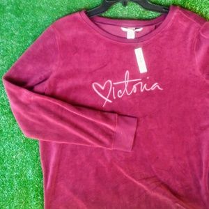 NWT Victoria Secret velvet top size L